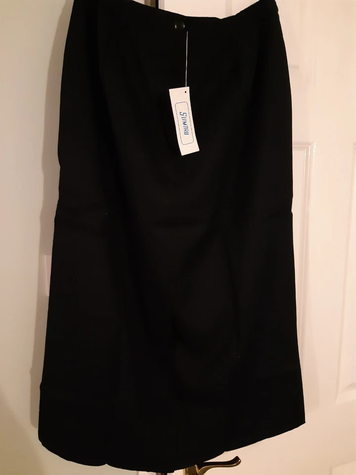 BNWT NAVY SLIMTRU SKIRT SIZE 18 LENGTH 32INS - Image 3 of 4