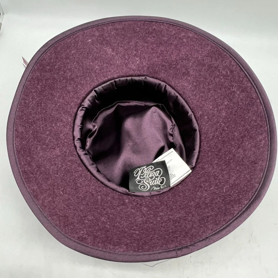 Sombrero de lana vintage Plaza Suite para mujer púrpura ala ancha plumas banda satinada retro Foto 4 de 4