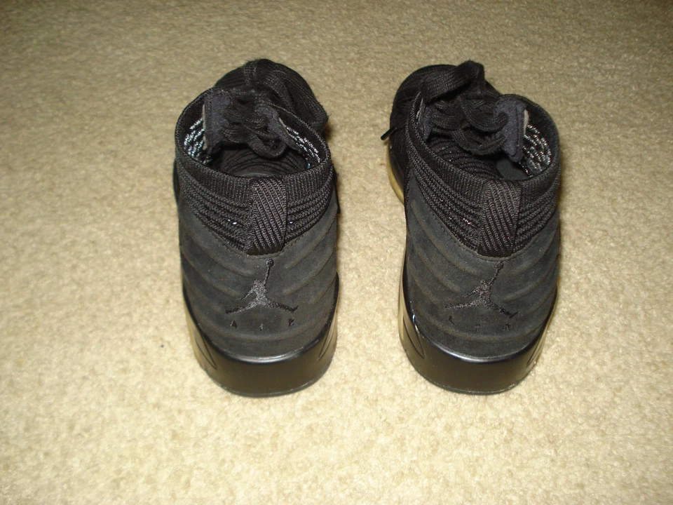 Talla 8.5 - Jordan Elevation 23 Flyknit Negro Foto 3 de 4