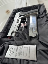 Tokyo Marui P226 E2 Airsoft Gas Blowback Tactical Pistol