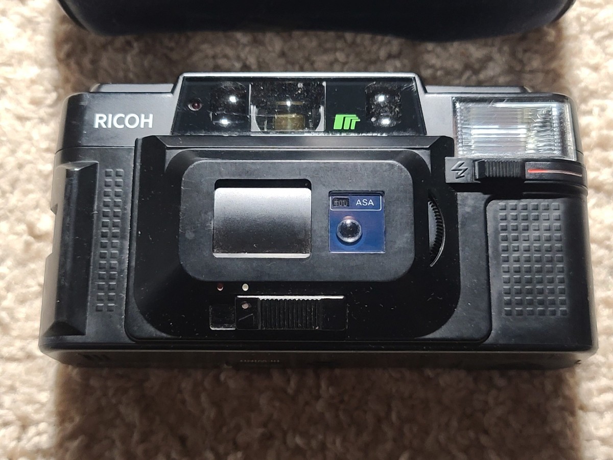 Ricoh FF-3D AF SUPER Point & Shoot 35mm Film Camera - READ