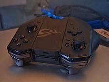 ASUS ROG Kunai 3 Gamepad für PC Handy TV Konsole Bluetooth Controller Neuwertig 