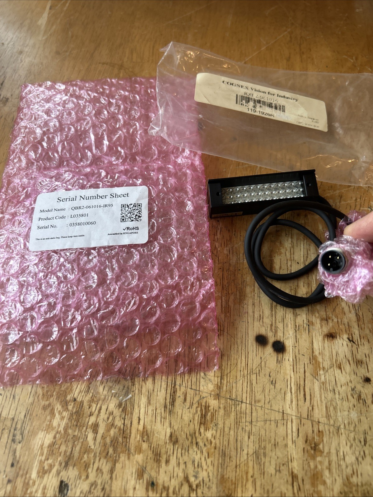 OMRON COGNEX QBR2-061016-IR95 LED VISION SENSOR 24V 2.4W NEW IN BOX