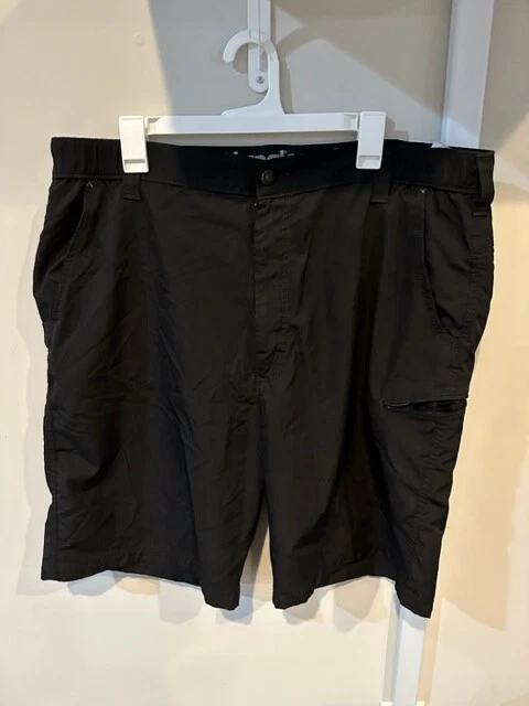 Men's Black Wrangler Outdoor Shorts Size 40 #NLN16