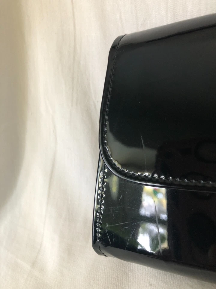 Vintage Clutch - Black Patent Leather, Zipper interior compartment, Snap closure - Image 4 of 4