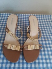 Massini Tan heels size 10