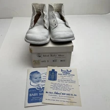 VTG Mrs. Day's Ideal Baby Hard Bottom Walking Shoes Infant /Baby Size 3 White