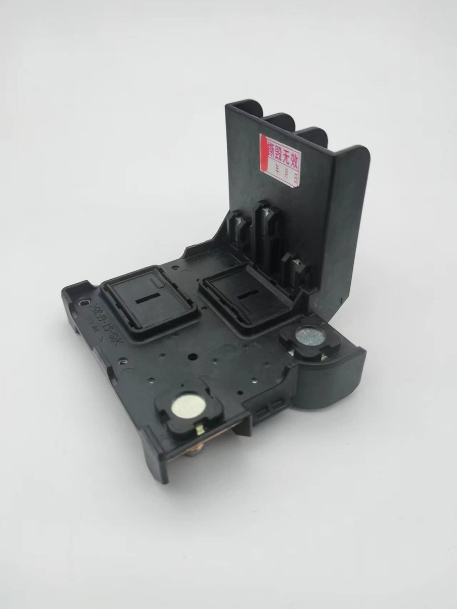 Fuse Box Assembly 82620-12310 Replacement for Corolla Lexus UX250