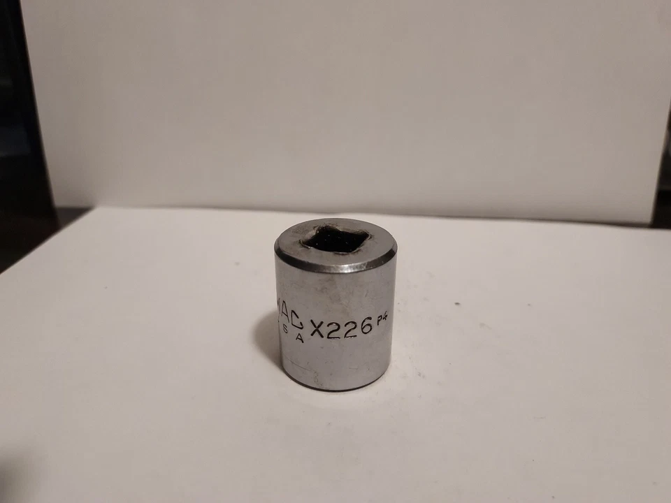 MAC TOOLS 3/8" DRIVE 11/16" SHALLOW 6 POINT SOCKET - MADE IN USA - X226 - Image 3 of 4