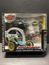 Air Hog RC Hyper Actives 2.4GHz Performance Vehicle Spin Master 