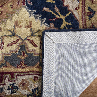 Safavieh Heritage Collection Accent Rug - 4 X 6 Multi Red Handmade Traditional
