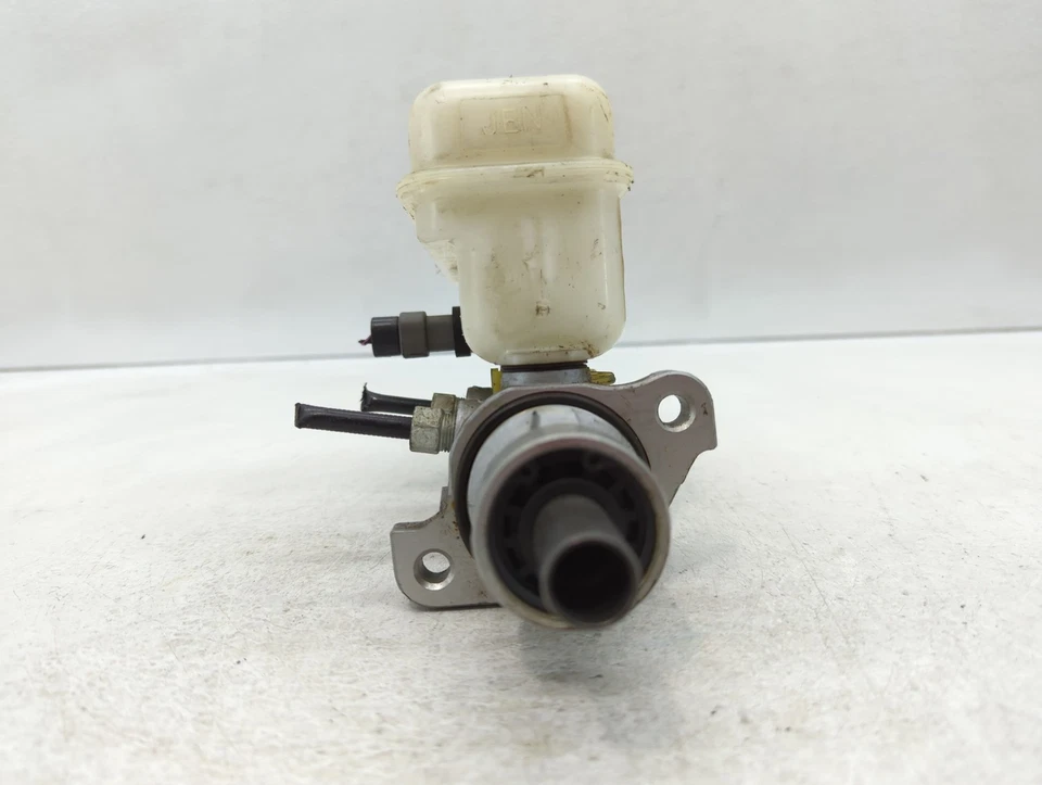 Chevrolet Captiva Sport 2013-2015 cilindro maestro de freno NDVHT Foto 3 de 4