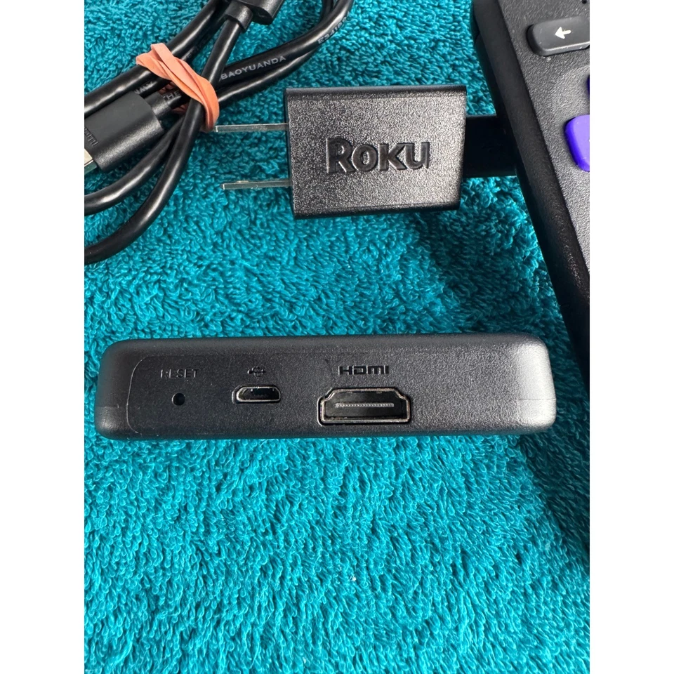 Roku Streaming Media Player Stick 3900X com adaptador de alimentação remoto e cabo HDMI - Imagem 4 de 4
