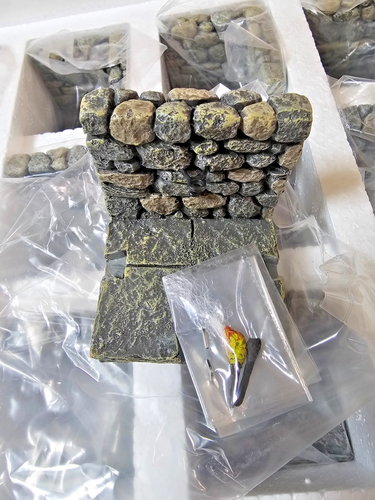 Dwarven Forge Master Maze MM-009 Deluxe Room Set NIB Resin Torches OOP VTG - NEW - Picture 6 of 12