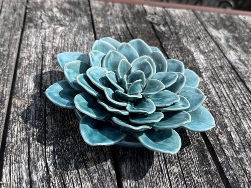 Fleur Lotus bleu en céramique diamètre 18 cm - Photo 7/8