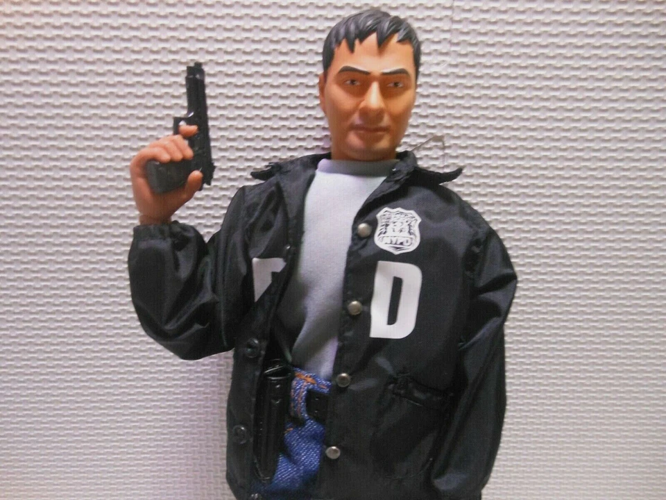 Dragon NYPD Asian Organised Crime Task Force Detective Chow Figure 1/6 Scale - Image 4 of 4