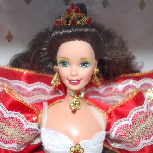 1997 Happy Holidays Barbie 10th Anniversary Doll New in Box A Beauty - Picture 2 of 6