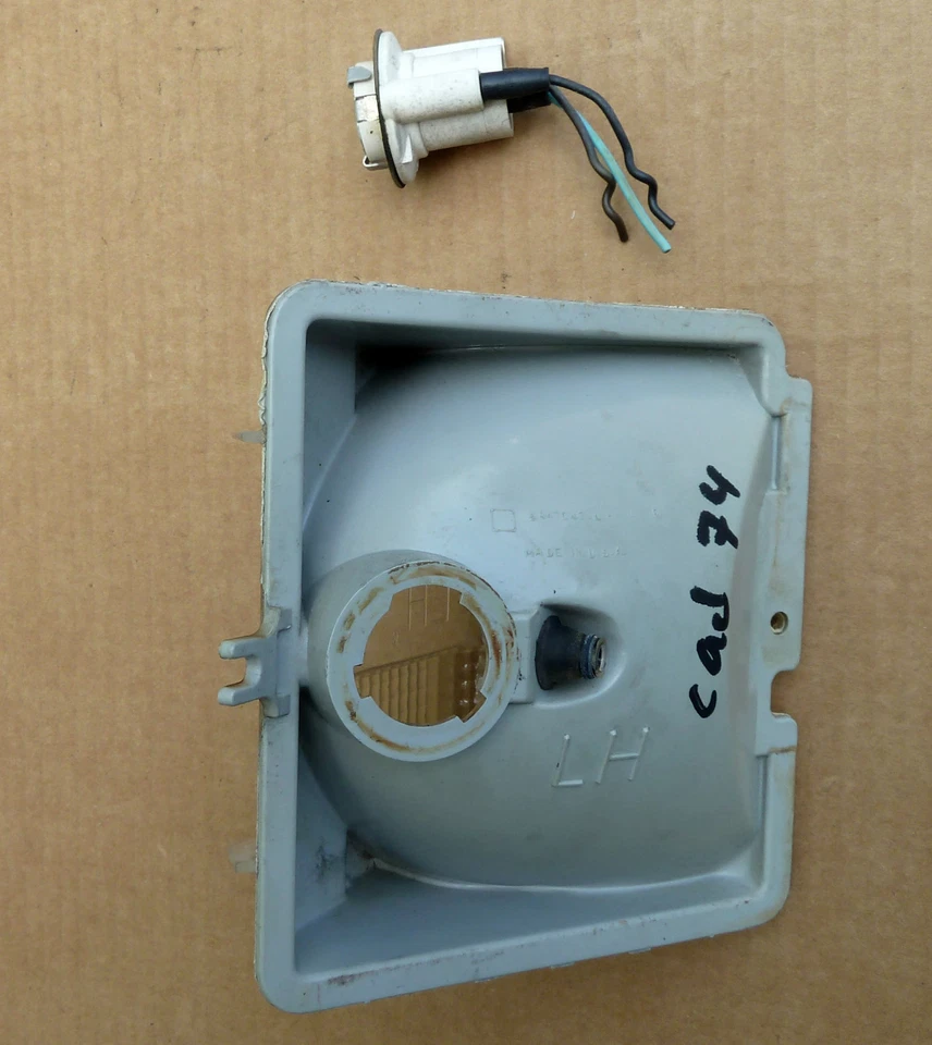 74 CADILLAC CALAIS DEVILLE FLEETWOOD INTERMITENTE LUZ DE ESTACIONAMIENTO LH Foto 3 de 4