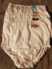 Lot Of 3 Sz 6 VanityFair "Perfectly Yours" Traditional Brief Panties 100 Nylon