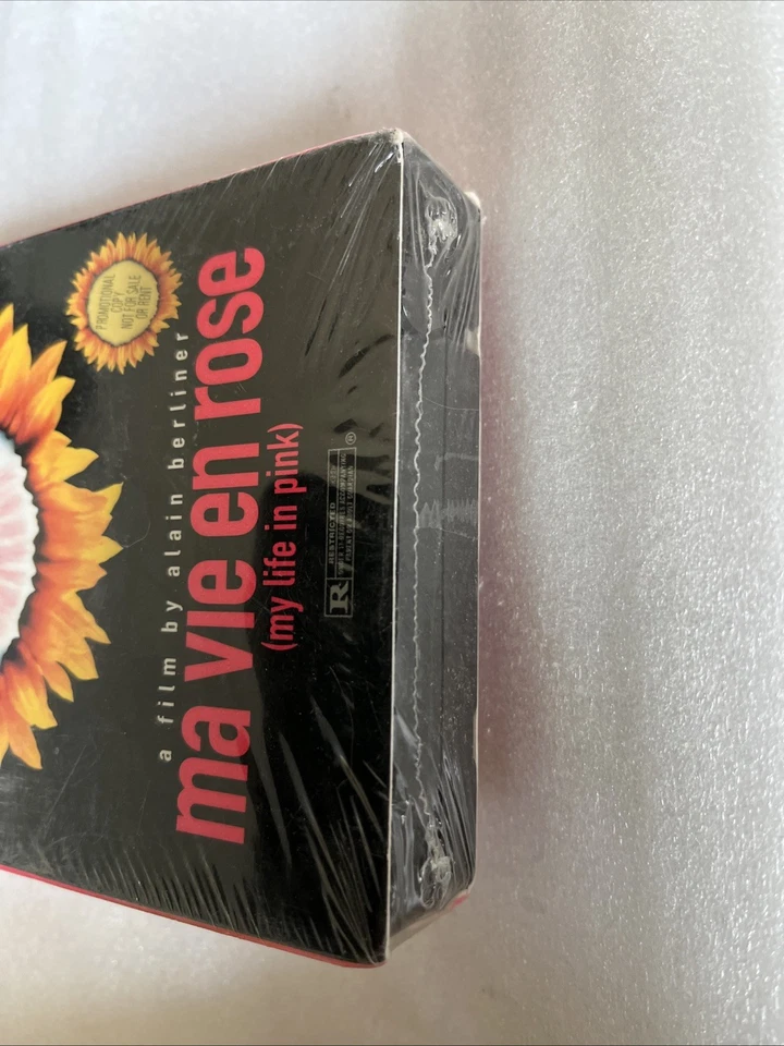 Ma Vie En Rose (VHS, 1998, PROMO) NEW SEALED - Image 3 of 3