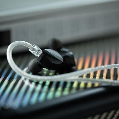 Kadenz e☆earphone x MOONDROP MOONDROP Suigetsuame Kadenz e☆earphone x MOONDROP Wired Earphones
