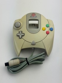 Sega Dreamcast Console Bundle w/ Web Browser, Controller & TremorPak HKT-3020