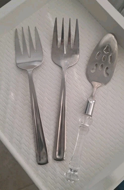 Vintage Bellamo Stainless 18/0 Silver Plastic Handle Serving Spoon               - Image 3 of 4