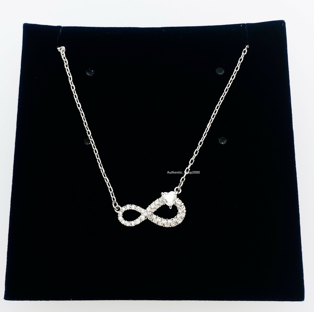 アリス New Authentic SWAROVSKI Rhodium Infinity Heart Crystal
