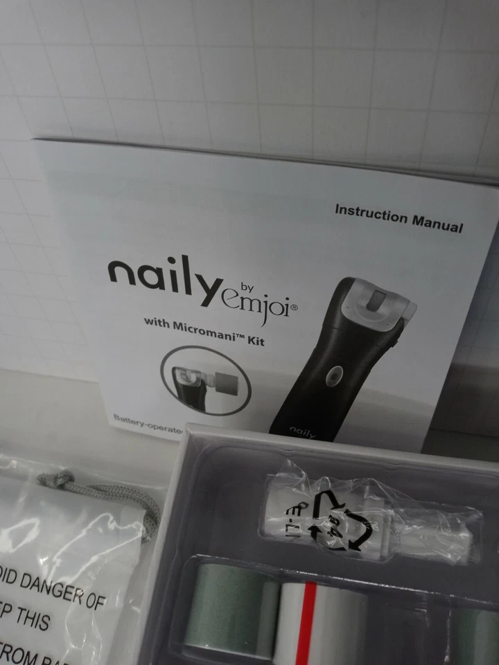 Naily by Emjoi with Micromani Kit ( open box) - Image 3 of 4