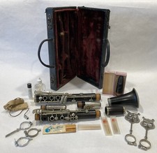 1940s Penzel Mueller Empire State B Clarinet H12694 with 3 Mouthpieces  Extras