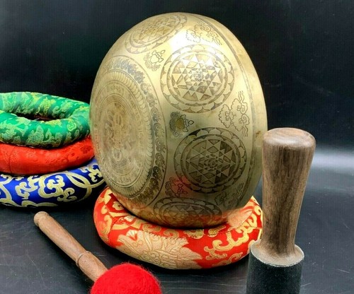 Spezielle 10" Buddha mit Mantra gravierte Gesangsschale, Meditation - Zuhause & Wohnen - Bild 6 von 7