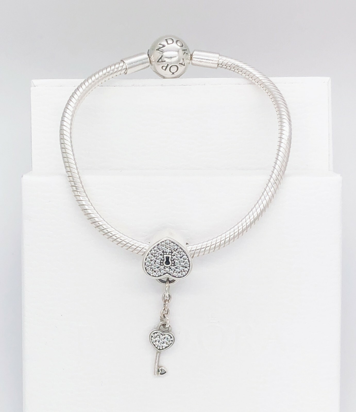 NEW Authentic PANDORA 925 Pave Padlock Heart & Key Charm Pendant 791429CZ