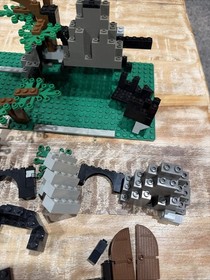 Vintage LEGO Castle 6076 Dark Dragon's Den Incomplete Set Dragon Masters Good