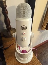 Blue Yeti Microphone,USB Desktop Studio Mic (White) PC Gaming Mac Streaming