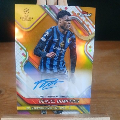 Denzel Dumfries Topps Finest 2024-25 Inter Milan Auto Gold Refractor /50
