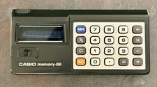 NEAR MINT / VINTAGE - CASIO  Memory-8R  Calculator w/Cable Power Adapter  