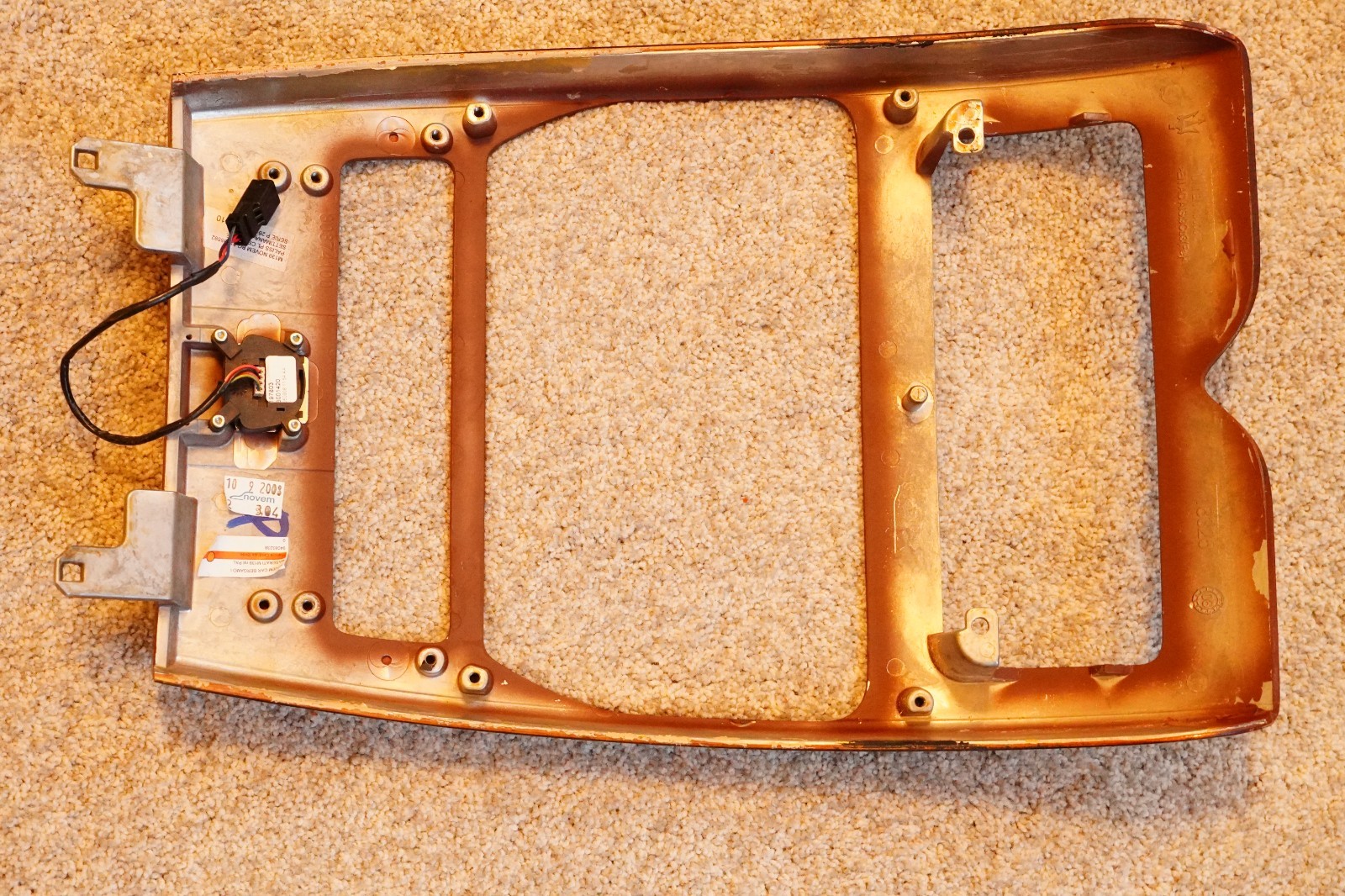 Maserati Quattroporte 2009-2010 Center console P/N 80374100