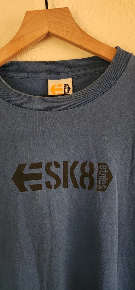 Camiseta de skate vintage con logotipo de Etnies Sk8 azul talla grande Foto 2 de 4
