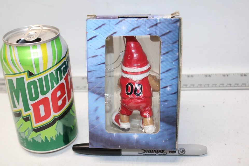 Forever Collectibles Chicago Bull NHL Action Gnome Team Ornament Resin - Image 4 of 4