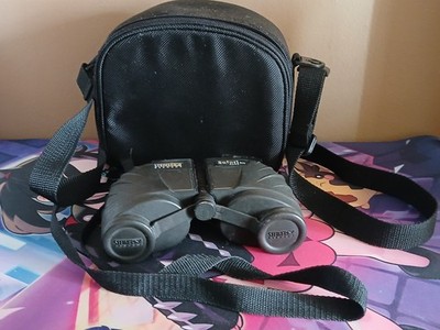 Steiner 8 x 30  safari pro Binocular   stunning views...bright & clear With Case