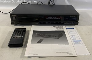 Technics SL-P230-KM Compact Disc Player (Powers On/Untested)