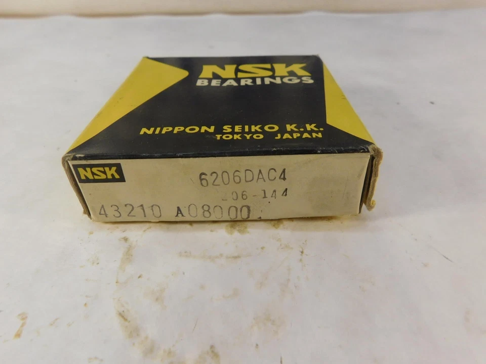 Cojinete eje trasero Datsun 510 610 sedán ref. 43210-A0800 NSK 6206DAC4 1968-1975 Foto 4 de 4
