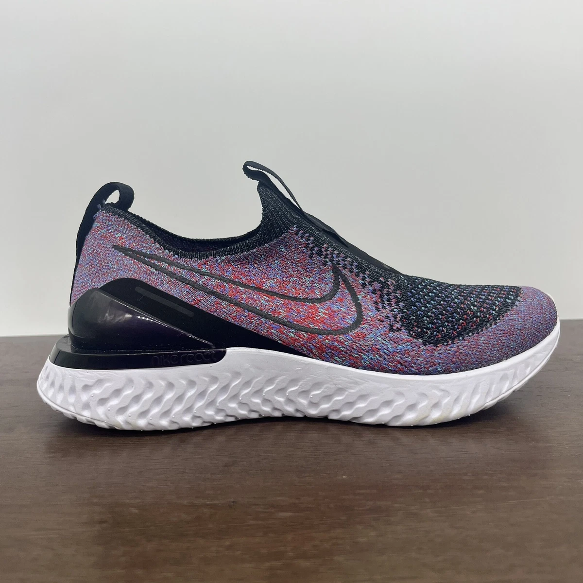 Nike epic phantom react flyknit 2 women's hotsell