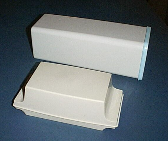 TUPPERWARE Butter /Cream Cheese Dish #1512 & Cheese /Cracker TUPPERWARE Butter /Cream Cheese Dish #1512 & Cheese /Cracker