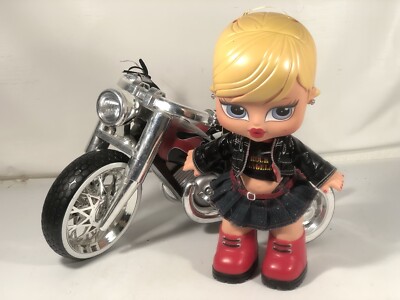 Bratz Big Babyz Rock Angelz Collection Cloe Doll Collectible