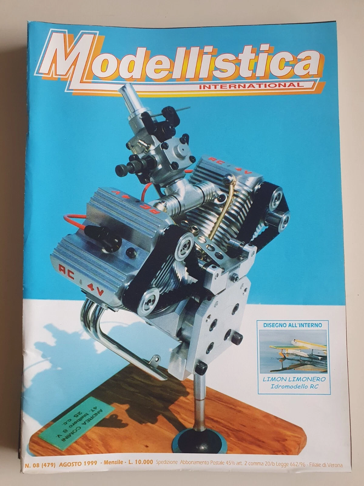 Foto 10 di 14