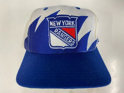 logo athletic sharktooth snapback