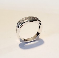 14KT WHITE GOLD MENS WEDDING RING WITH CHANNEL SET DIAMONDS SIZE 10