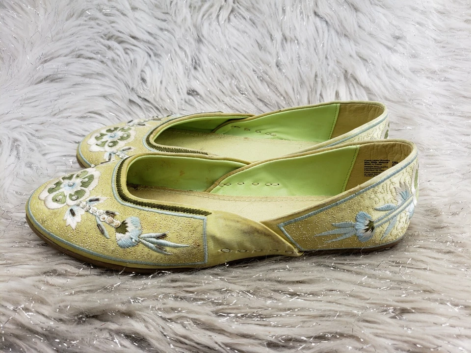 PREDICCIONES Zapatos planos verdes sin cordones con cuentas talla 9/41,5 Foto 3 de 4