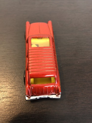 1955 CHEVY NOMAD. Hot Wheels Orange w/White Flames 1:64 - Picture 5 of 8